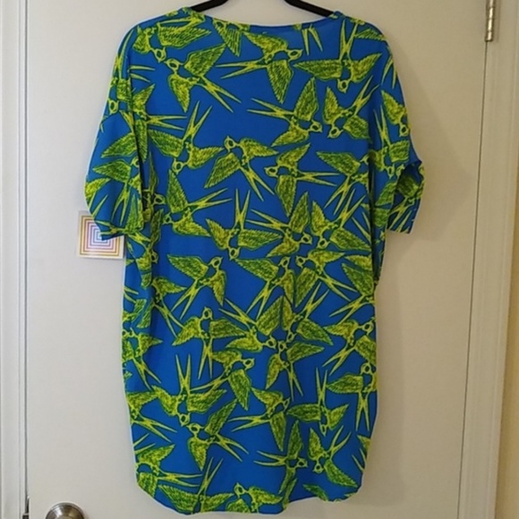Lularoe Irma bird print shirt-green & blue - Picture 3 of 5